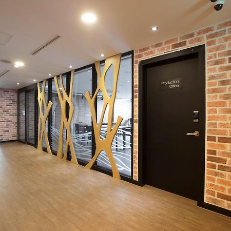 Cinema House Hotel In Busan Ngoại thất bức ảnh