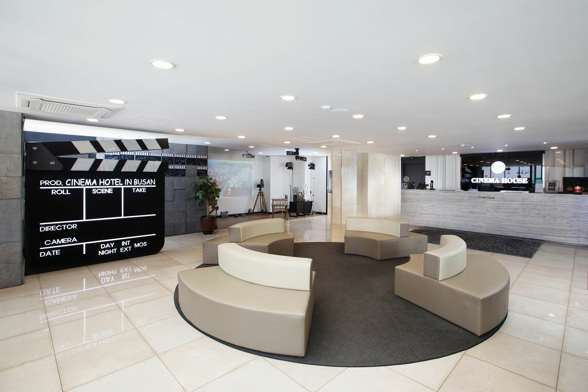 Cinema House Hotel In Busan Ngoại thất bức ảnh