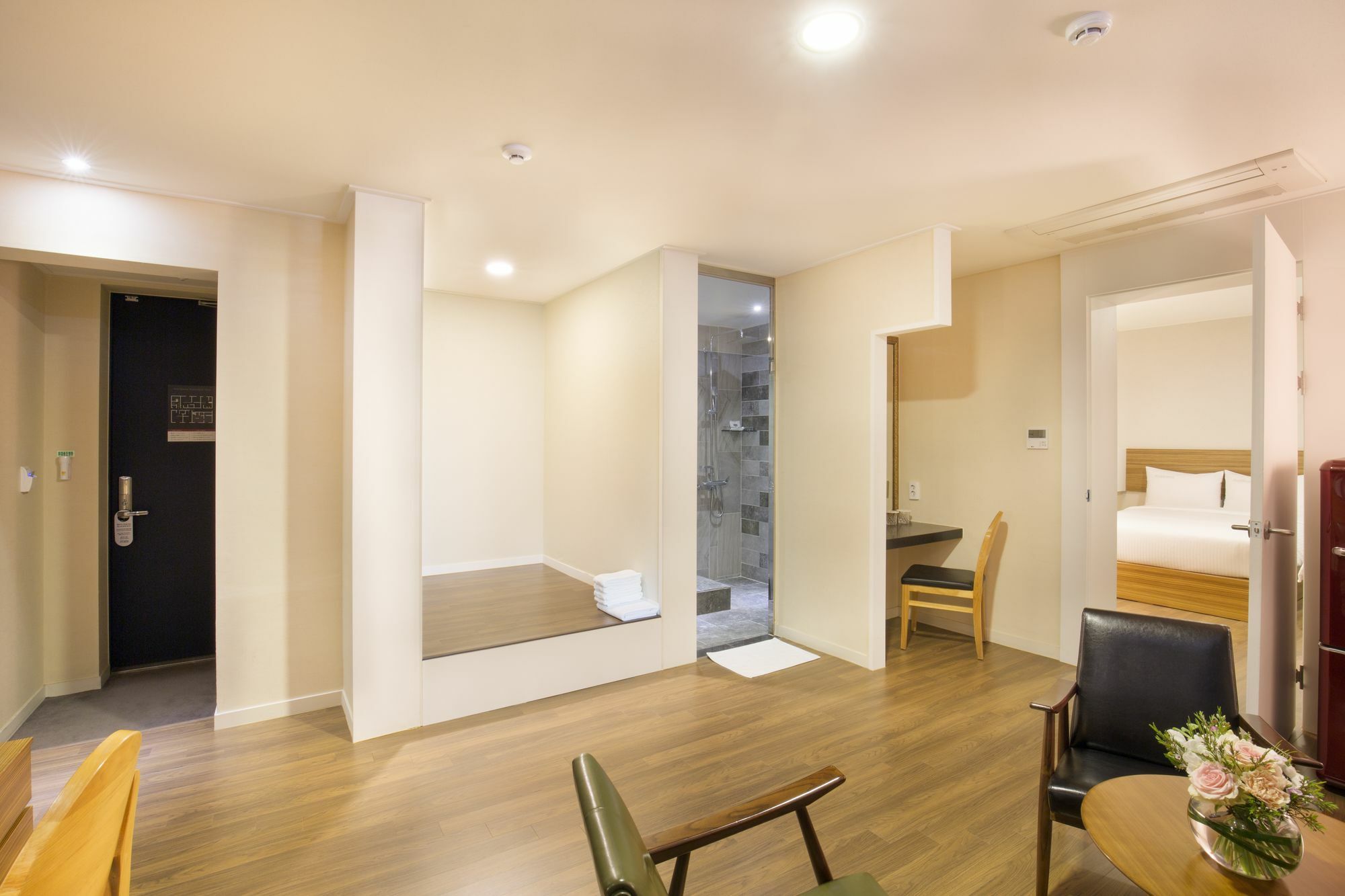 Cinema House Hotel In Busan Ngoại thất bức ảnh