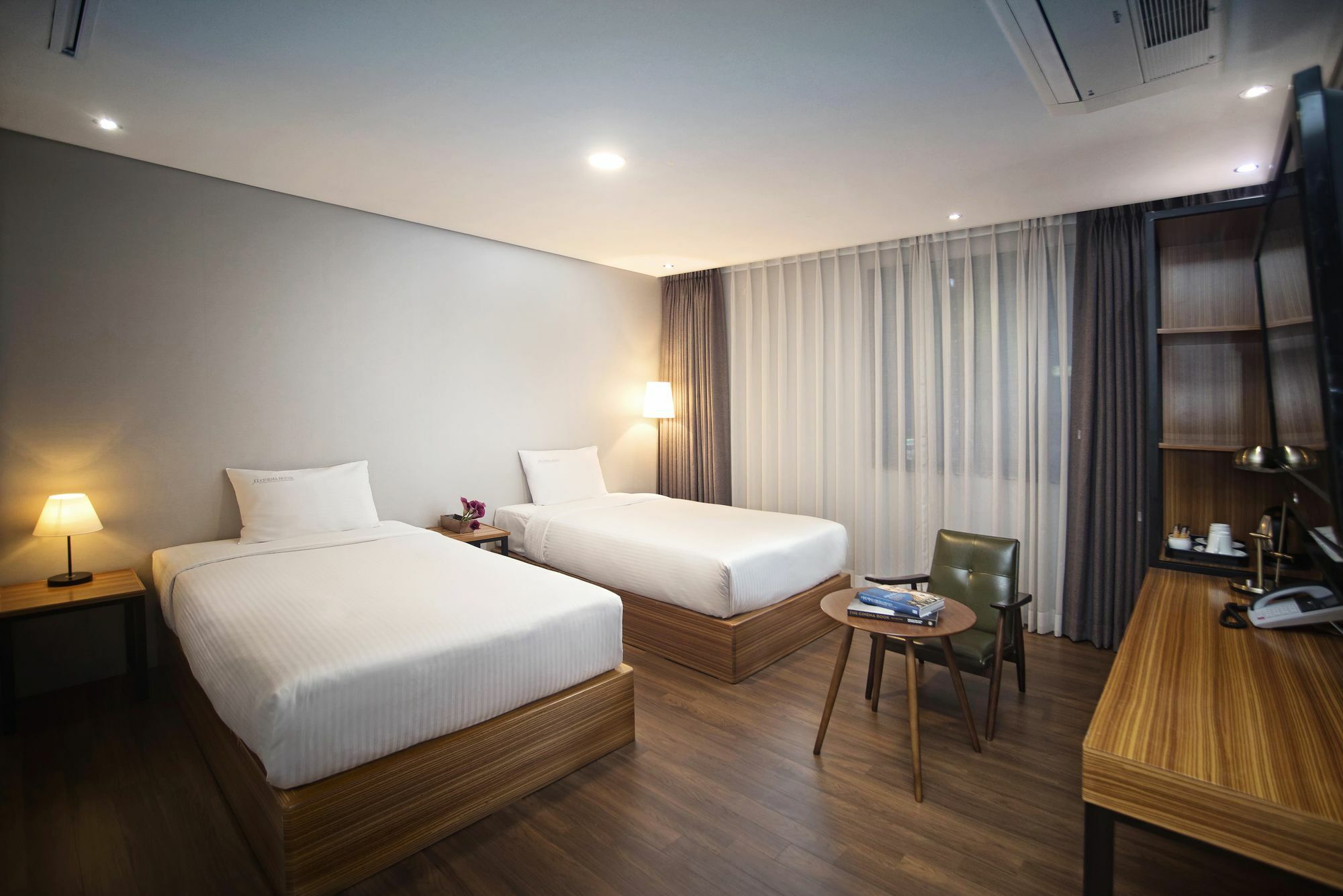 Cinema House Hotel In Busan Ngoại thất bức ảnh