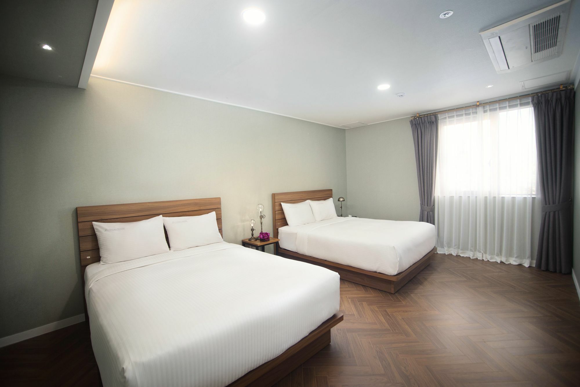 Cinema House Hotel In Busan Ngoại thất bức ảnh