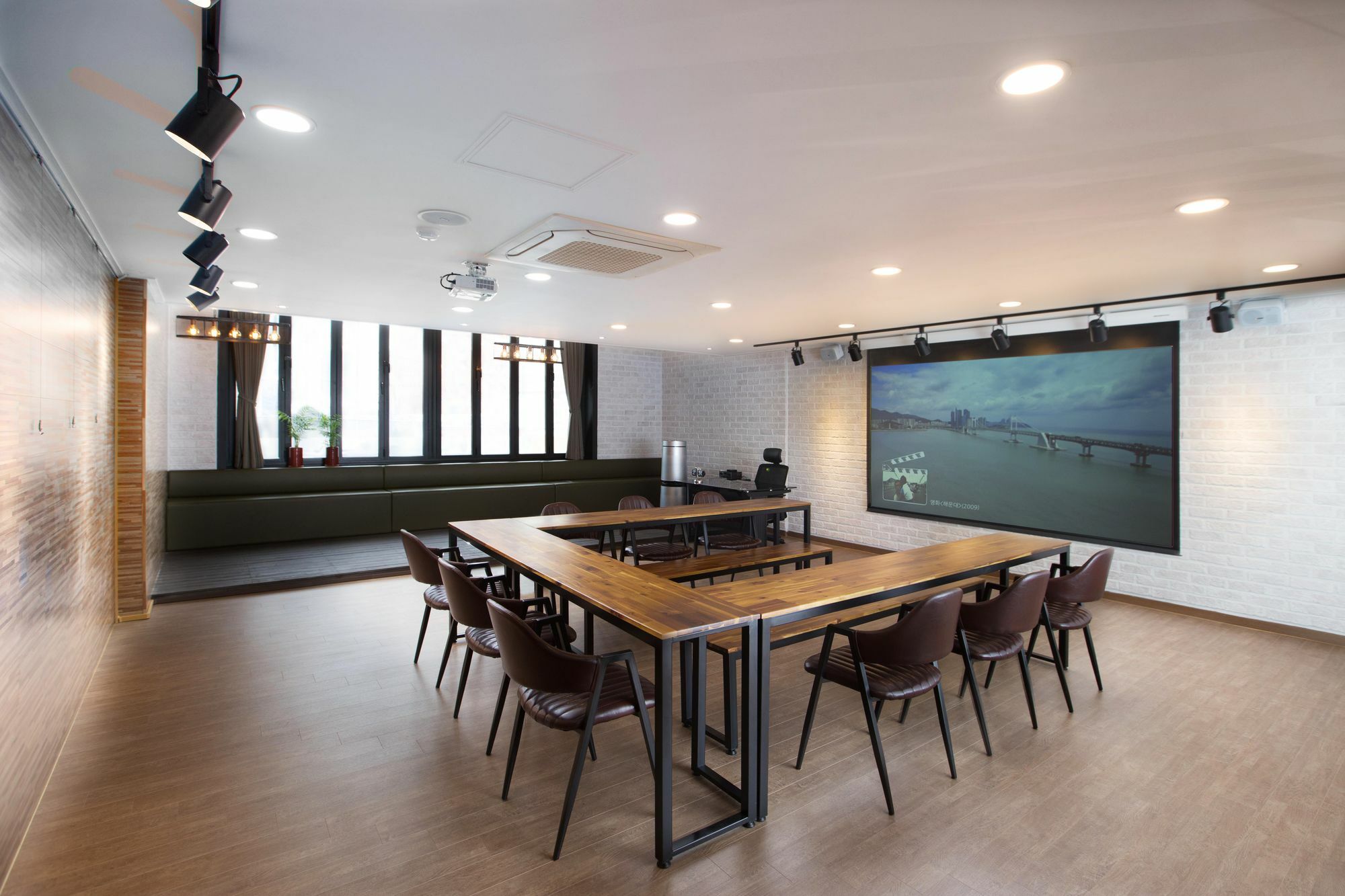 Cinema House Hotel In Busan Ngoại thất bức ảnh